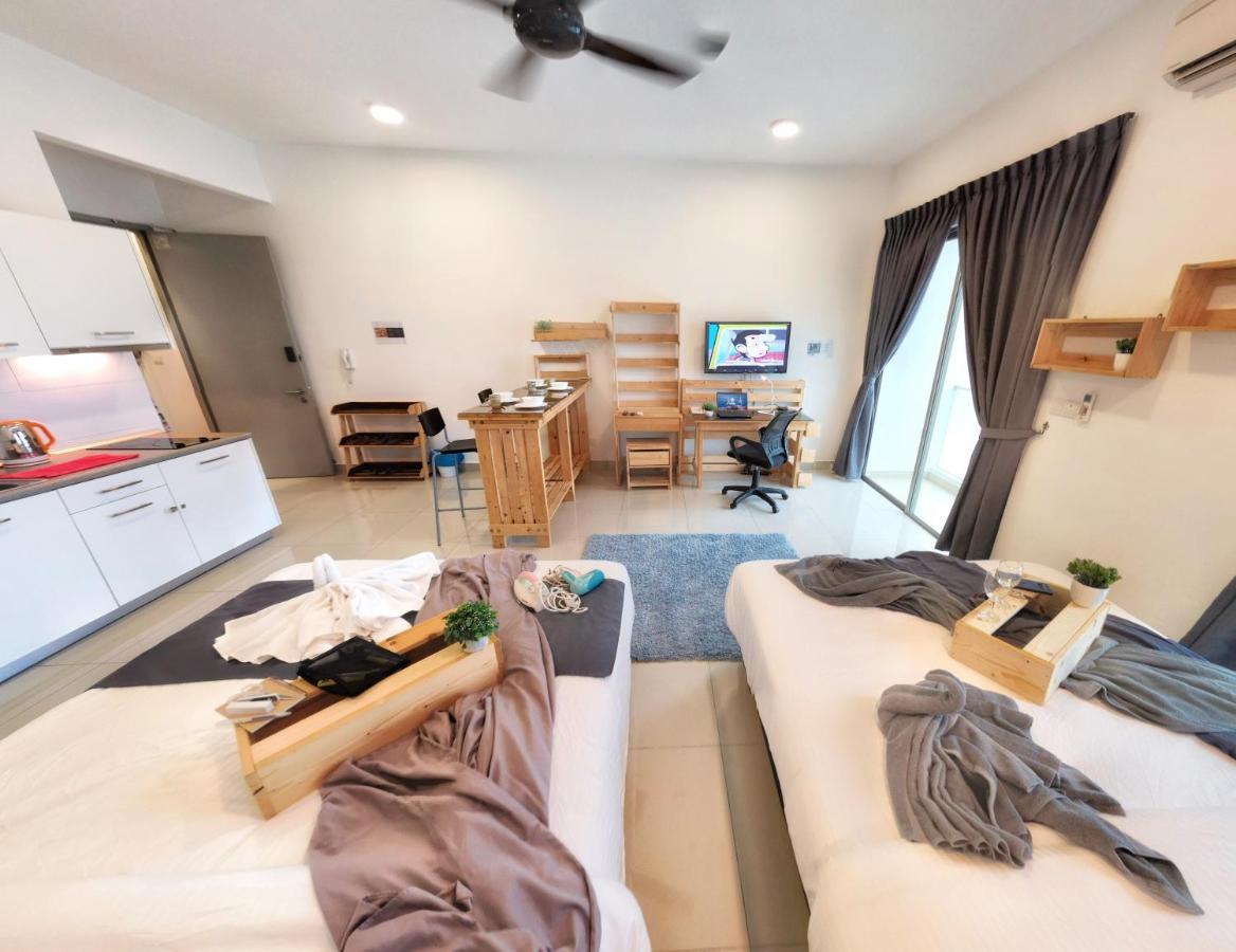 Apartment Cybersquare By Beestay Management Cyberjaya